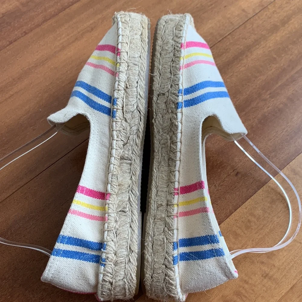 Soludos Shoes Stripe Rainbow Canvas Espadrilles Cream Multi 9 Beach Vacation